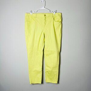Platinum Chico"s Jeans Women's 3 Ankle Yellow Embroidered Stylish‎ Unique Cowboy